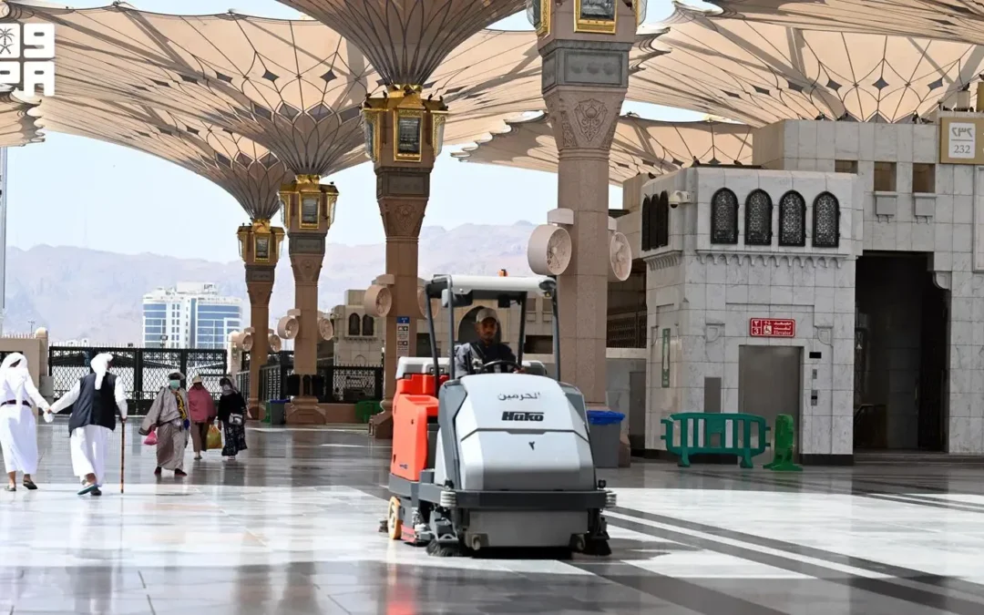 المدينة تستنفر منظومة خدمات متكاملة لخدمة زوار المسجد النبوي وإثراء تجربتهم