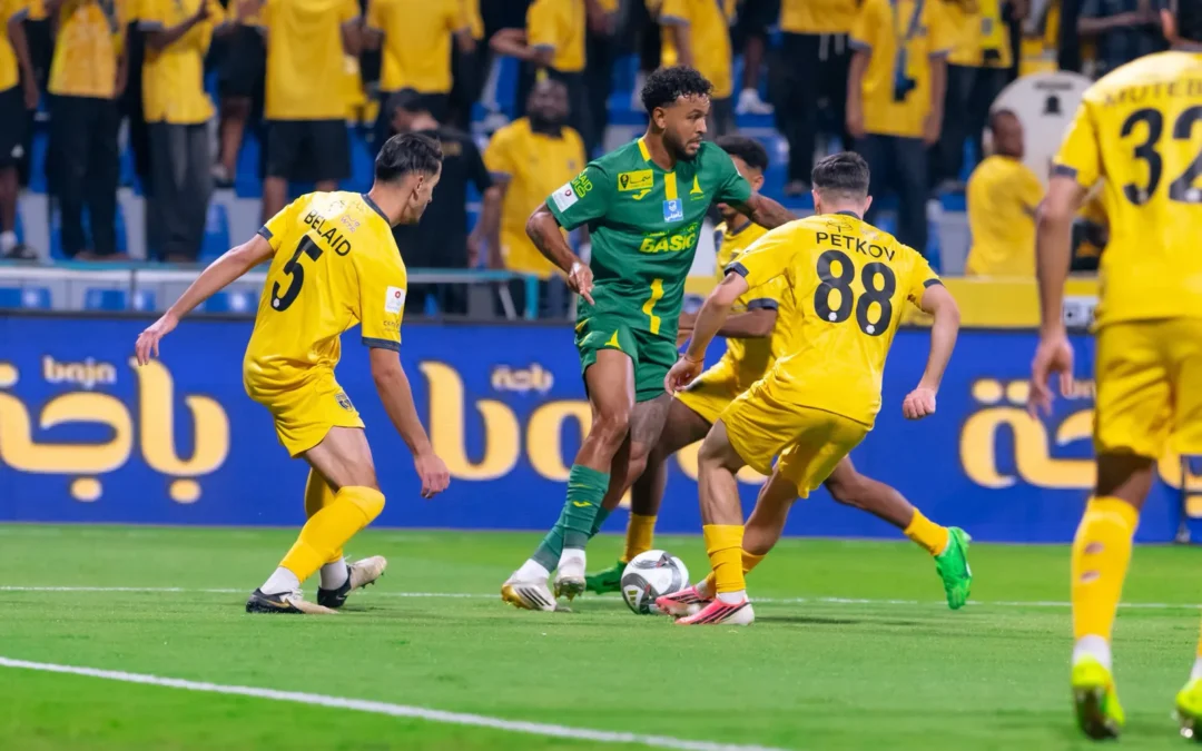 التعادل يحسم لقاء التعاون والخليج في الجولة الأولى من دوري روشن