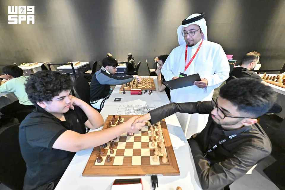 بطولة جدة للشطرنج 2026 تتواصل والمتنافسون يتطلعون إلى النهائيات