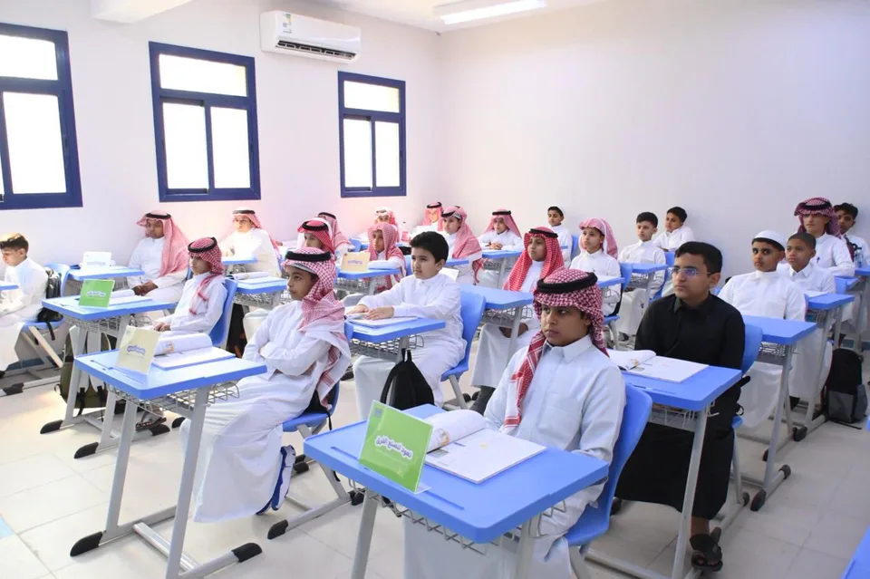 700 ألف طالب وطالبة ينتظمون في 2862 مدرسة بجدة ورابغ وخليص والكامل