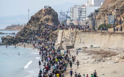 المغرب يوقف 111 مهاجراً بعد إحباط محاولة عبور إلى سبتة