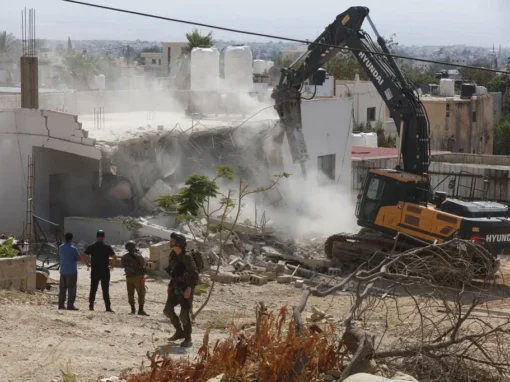 الاحتلال يهدم منازل ومنشآت فلسطينية في جنين والقدس