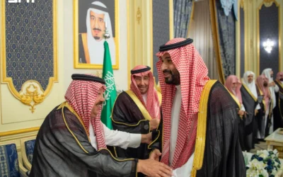ولي العهد يستقبل الأمراء والعلماء وجمعًا من المواطنين في قصر السلام بجدة