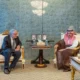 وزير الخارجية يلتقي بيل غيتس ويبحثان فرص التعاون في الابتكار والتقنيات الحديثة